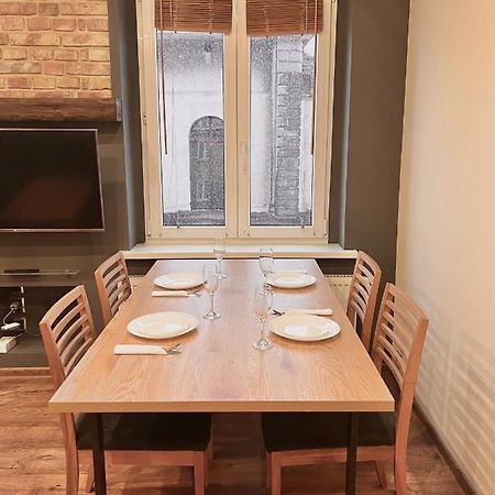 2-Room Apartment In The City Center Познань Экстерьер фото